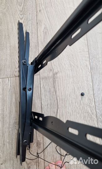 Кронштейн, крепление для телевизора настенное