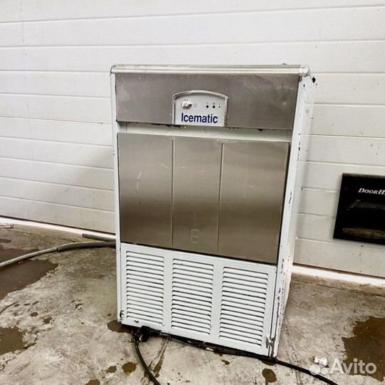 Льдогенератор Icematic E35 W