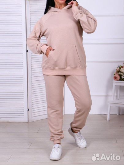 Спортивный костюм Dianida