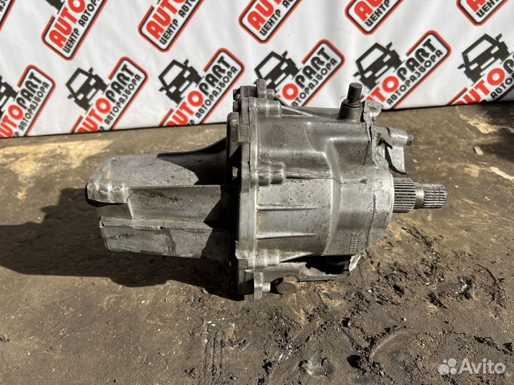 Раздатка Hyundai Tucson 1 2.0 на запчасти