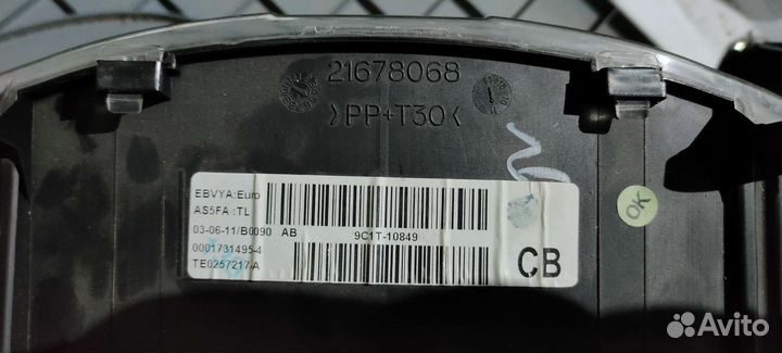 Панель приборов Ford Transit 2.2 2011 год