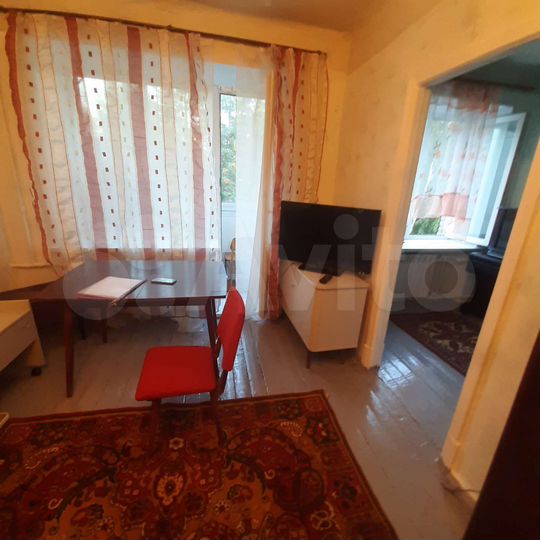 2-к. квартира, 43 м², 3/5 эт.