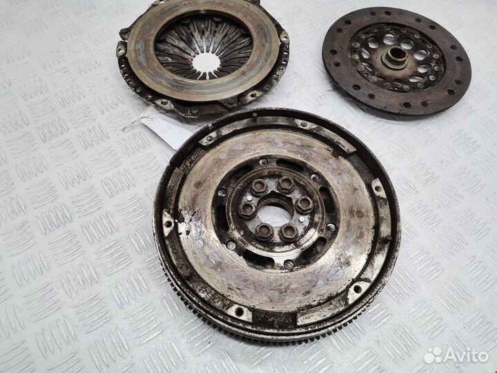 Маховик (демпфер сцепления) для Audi A4 B5