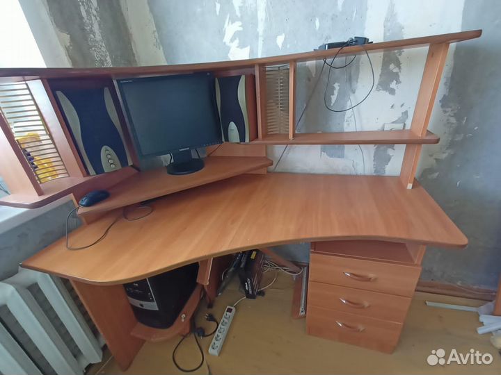 Компьютерный стол бу