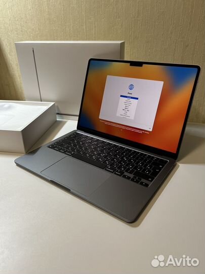 MacBook Air M2 8/512 новый
