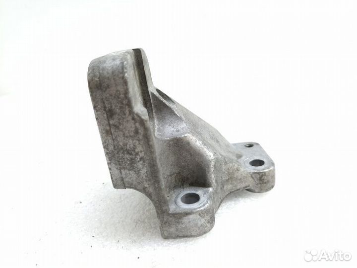 Кронштейн двигателя Volvo Xc90 1 2.4D