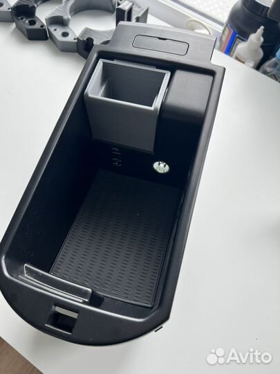 Отсек для мелочи в подлокотник Bmw x3 f25