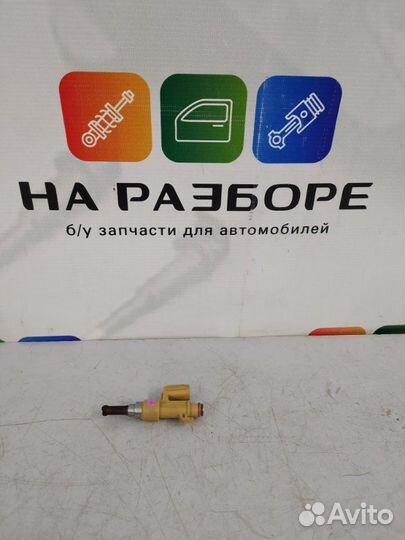 Форсунка Toyota Land Cruiser 200 1UR-FE 2016