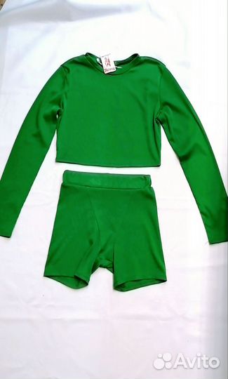 Костюм с шортами Новый