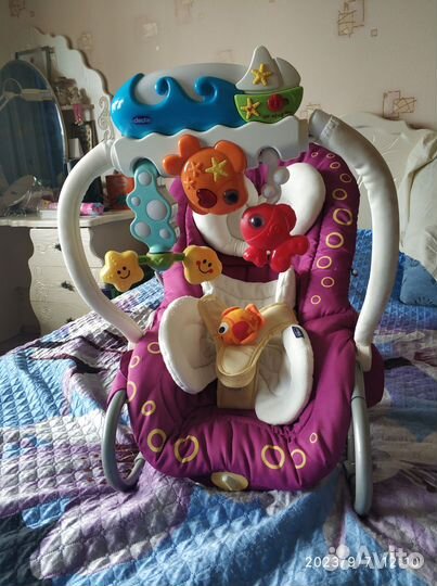 Шезлонг для новорожденных