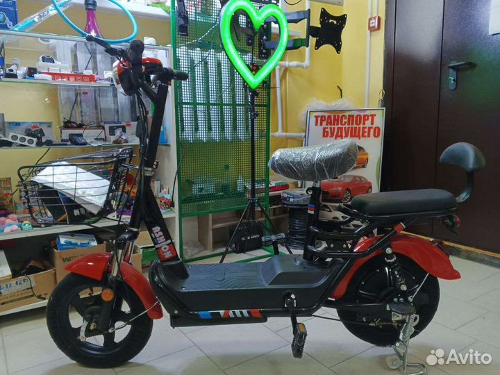Электроскутер дачник 350Вт 48в с педалями
