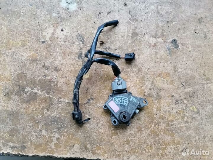 Датчик положения АКПП Toyota Avensis ST220 3S-FE 8