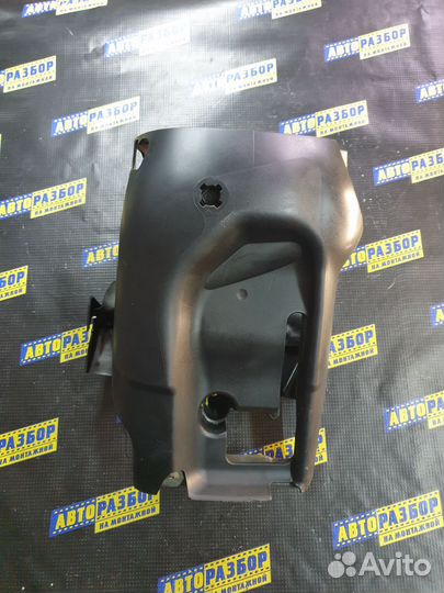 Кожух рулевой колонки Ford Focus