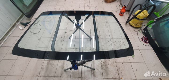 Лобовое стекло Хендай Солярис