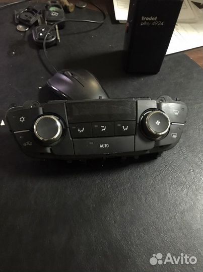 Блок управления климатом opel insignia