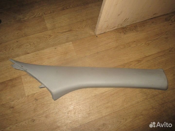 Обшивка стойки передней правой (Hyundai Tucson)