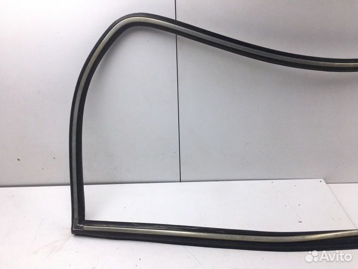 Уплотнитель стекла задний Bmw 3-Series E30 M20B20