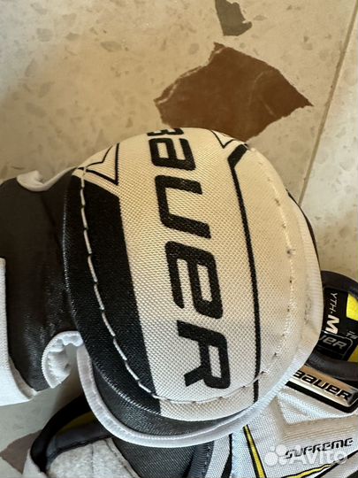 Нагрудник хоккейный bauer