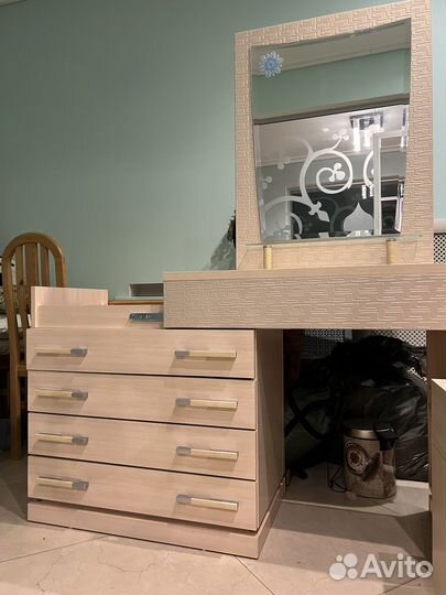 Петра-М комод с тумбами (туалетный столик)