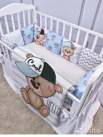 Комплект бортиков с одеялом в кроватку