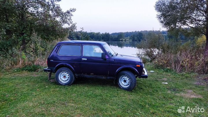 LADA 4x4 (Нива) 1.7 МТ, 2003, 134 000 км