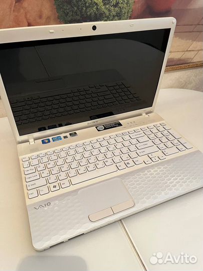 Ноутбук sony vaio i3