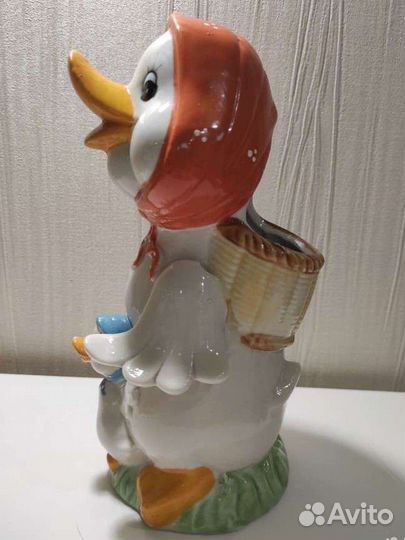 Уточка с утенком. Ваза/подставка