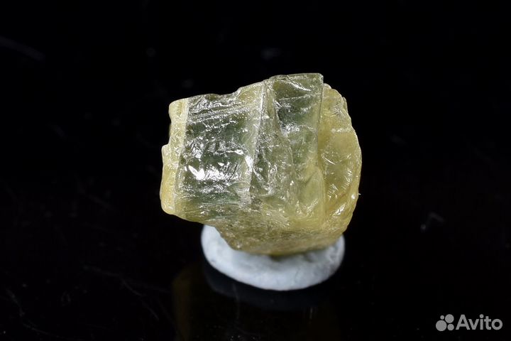 Зеленый сапфир. Лот №851