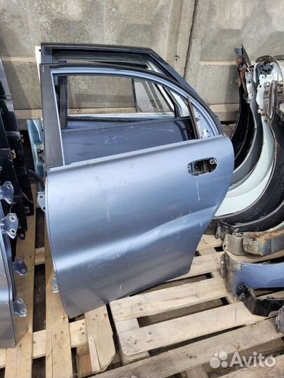 Дверь задняя левая правая lanos цена за шт