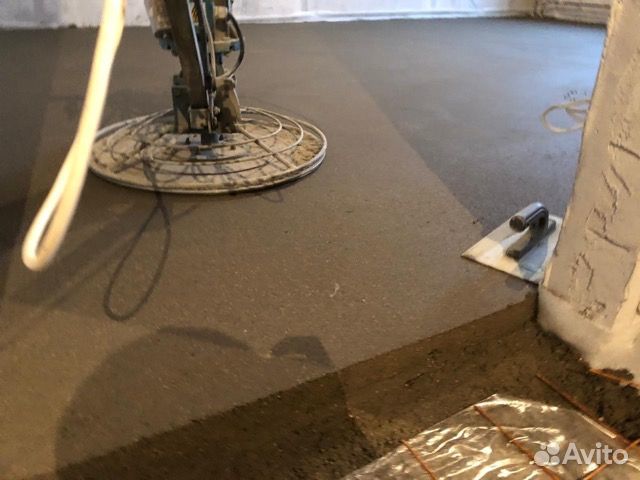 Полусухая стяжка пола в квартире