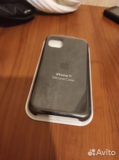 Чехол на iPhone 11новый оригинал