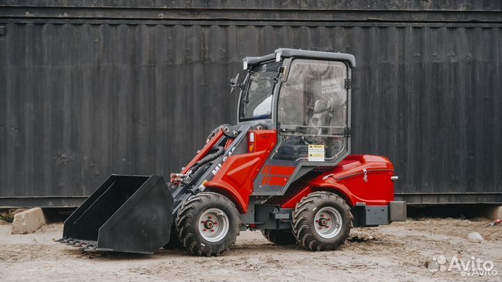 Мини-погрузчик Runmax ML840, 2024