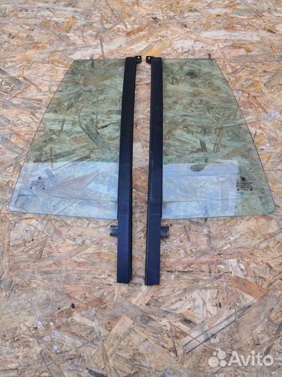 Стекло двери задней Skoda Octavia I рестайлинг (20