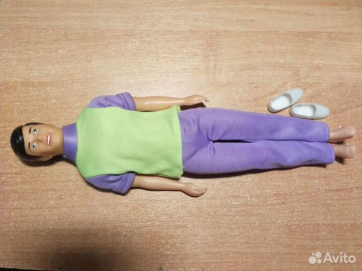 Кукла аналог Кена из 90-х