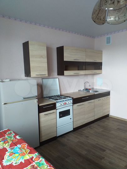 2-к. квартира, 43 м², 3/10 эт.