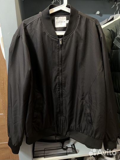 Мужская куртка-ветровка бомбер