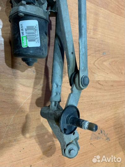 Трапеция стеклоочистителей Nissan Qashqai