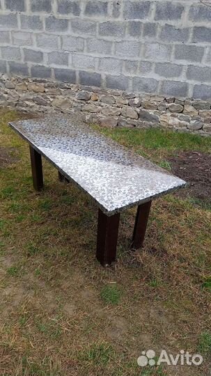 Диваны и столы для кафе б/у