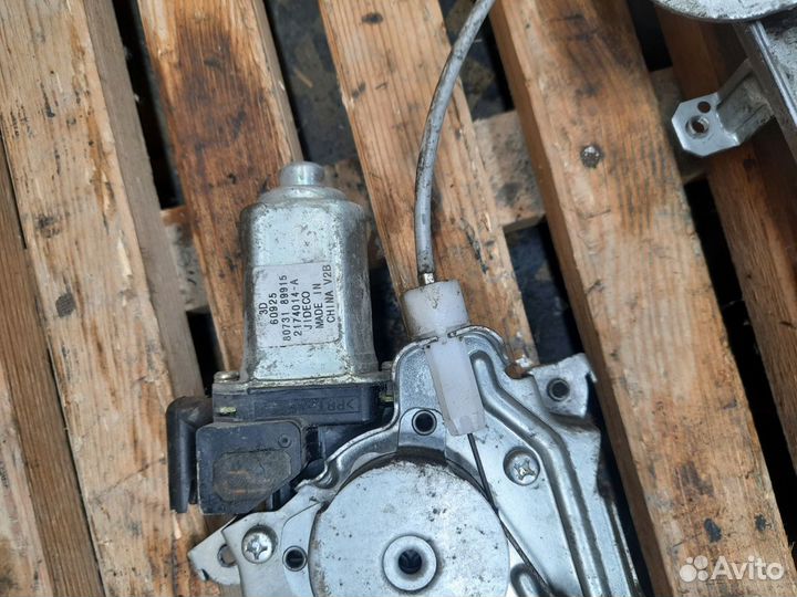 Nissan Teana - стеклоподъемник задний левый