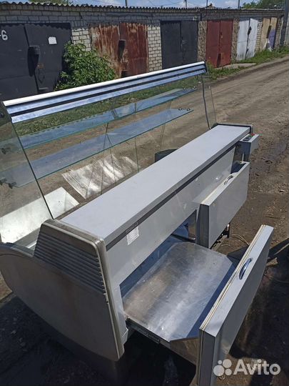 Холодильная витрина