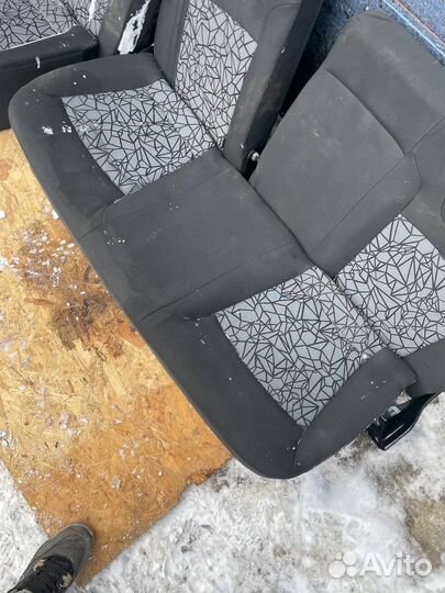 Сидение заднее,задний ряд LADA X-Ray