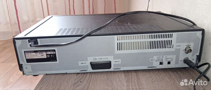Видеомагнитофон sony