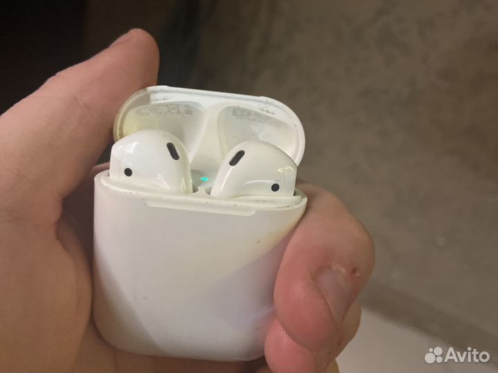 Airpods 1
