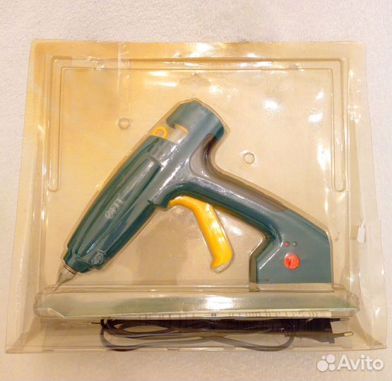 Новый клеевой пистолет FIT