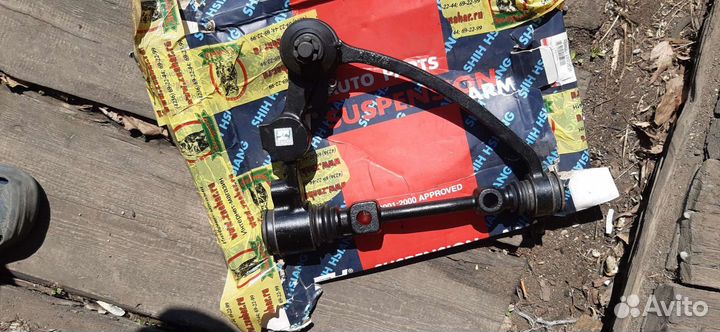 Рычаг верхний правый toyota town ace