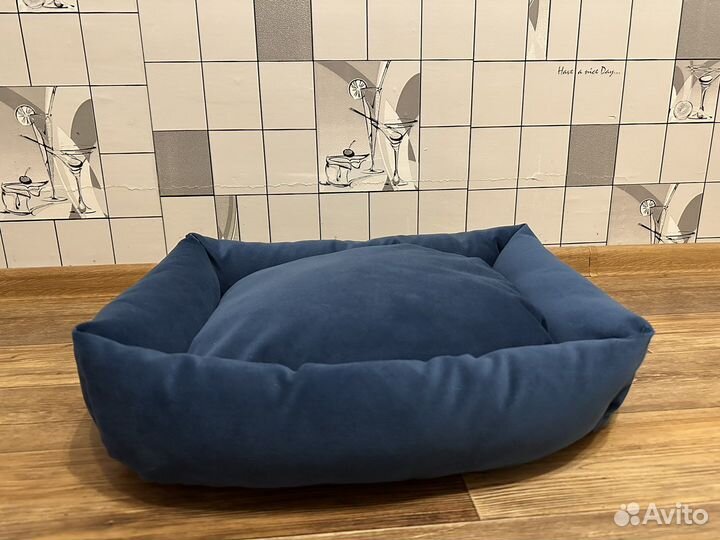 Лежанка для собак и кошек