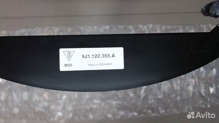 Кожух вентилятора радиатора Porsche Taycan 2019 –