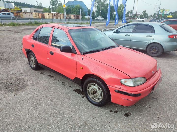 Hyundai Accent, 1996