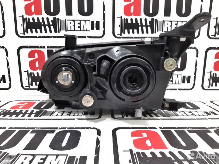 Фары Toyota Ipsum SXM10 96-98, комплект SET13 Narichin SET13