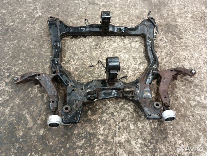Балка подмоторная Nissan Teana J31 2006 (б/у)
